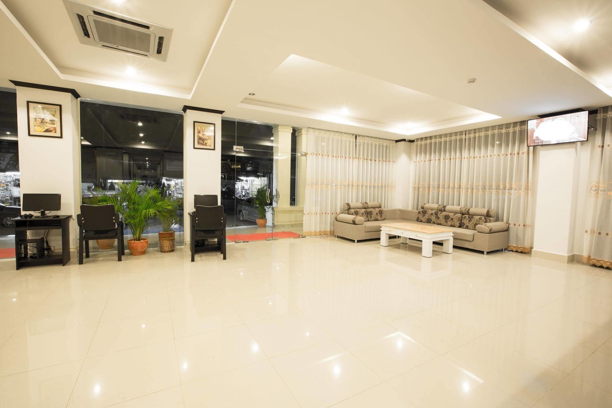 Douangchan Plaza Hotel В'єнтьян Екстер'єр фото